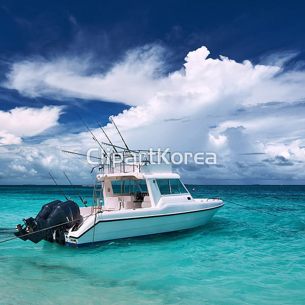 해외작가포토 - 클립아트코리아 :: 통로이미지(주) __적합한콘텐츠,결정,고요,구름,깨끗함,레저,리조트,모터보트,몰디브,물,바다,보트,사람없음... 