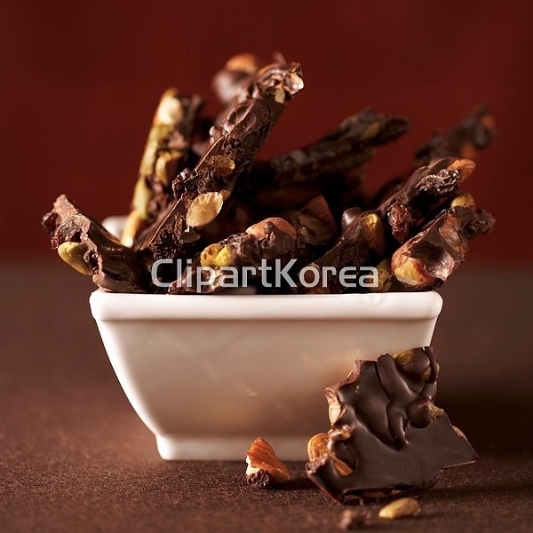 해외작가포토 - 클립아트코리아 :: 통로이미지(주) __적합한콘텐츠,갈색,견과류,사람없음,스튜디오,실내,음식,음식재료,조각,초콜릿,카피스페이스... 