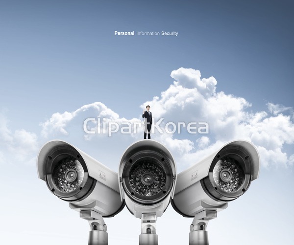 합성·편집 - 클립아트코리아 :: 통로이미지(주) 25-29세,CCTV,__적합한콘텐츠,감시,개인정보,고해상,구름,남자,남자한명만,동양인,보안,사람,안전... 