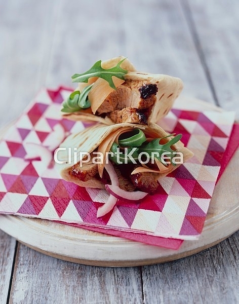 해외작가포토 - 클립아트코리아 :: 통로이미지(주) __적합한콘텐츠,간식,돼지고기,레시피,루꼴라,비타민,사람없음,샐러드,스터프트,스튜디오,실내... 