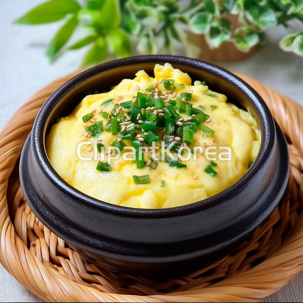 뚝배기에 부드럽게 쪄낸 정성 가득한 한국식 계란찜 / tci00930000005 / JPG - 멤버십 AI이미지